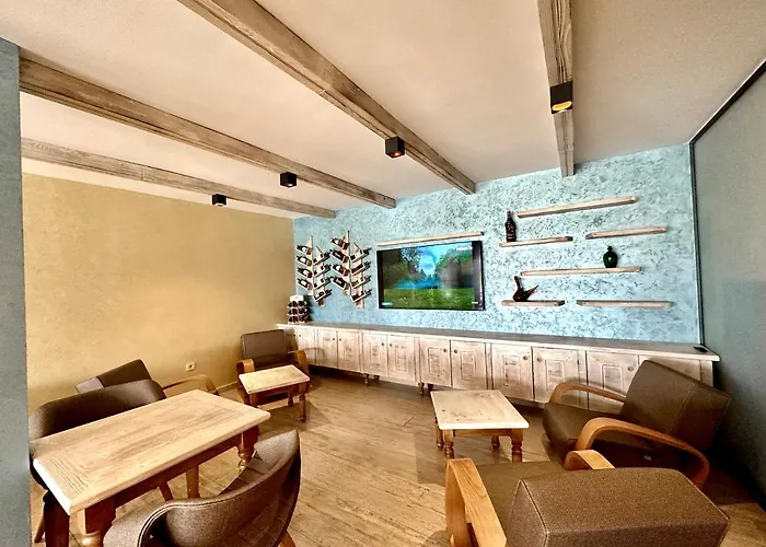 Zeyt Hotel *