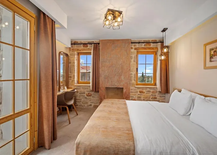 Zeyt Hotel