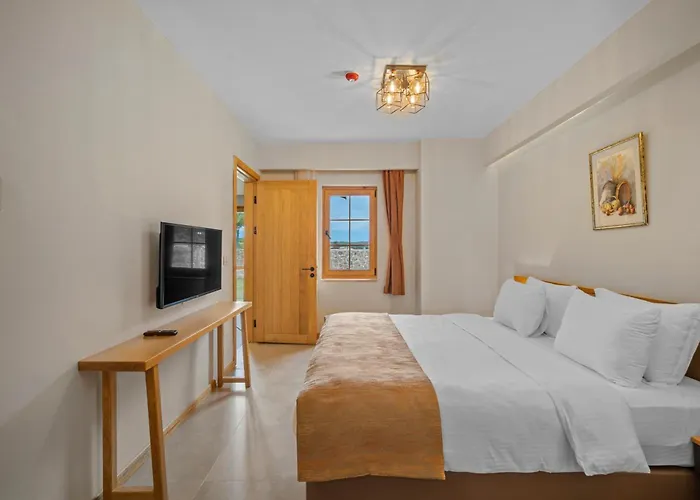 Zeyt Hotel