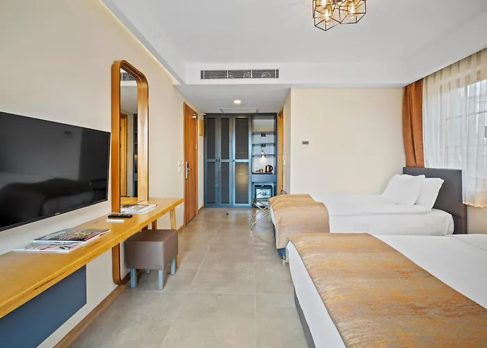 Zeyt Hotel