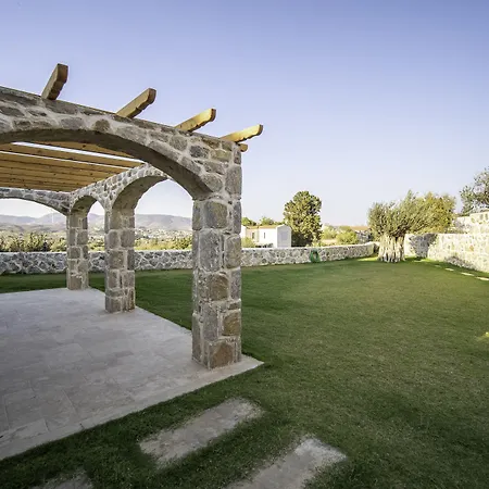 Zeyt Hotel